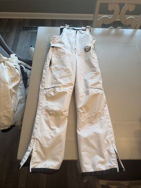 Kids White Insulated Snow Bib Pants/Ski Bibs